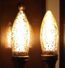 The Coppersmith 703002 - Gold Flame Candelabra Flame Bulb-platinum Lace